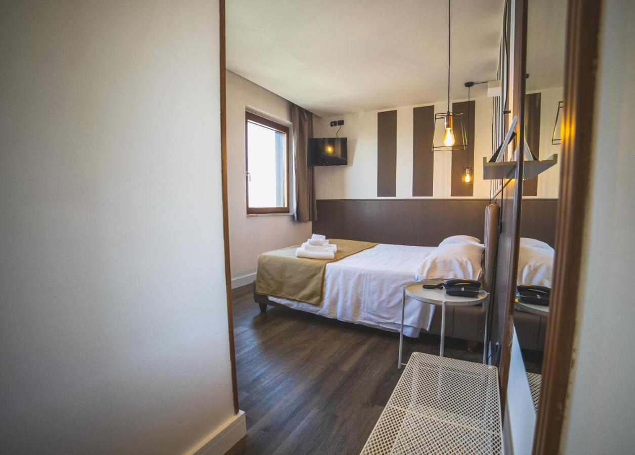 Hotel Continental Reggio di Calabria Exteriör bild